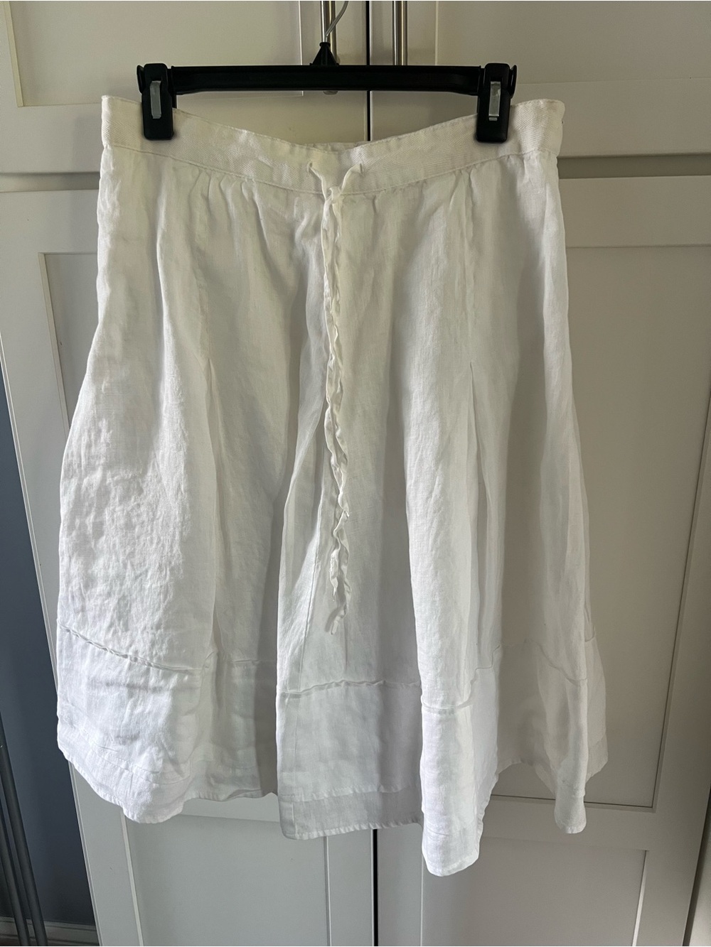 100% White Linen Skirt, Size 12.